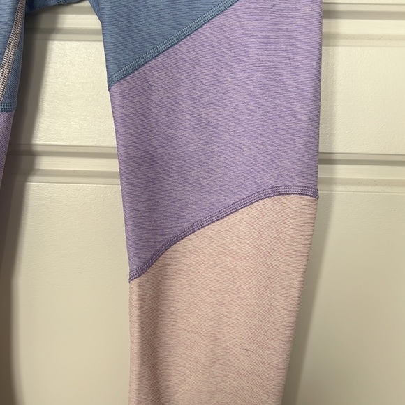 Outdoor Voices 7/8 Spring Leggings - Picture 3 of 3